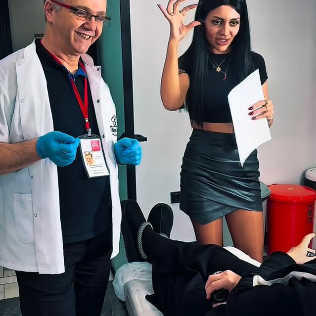 ⸻

✨ Kendin için küçük bir durak…
Aynaya baktığında daha iyi